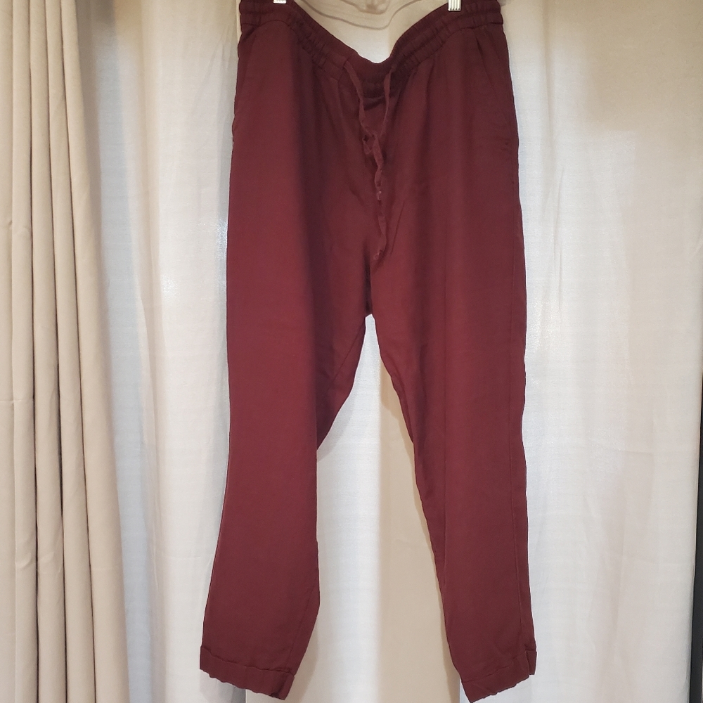 Linen casual pants. Never wore just washed once